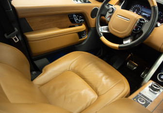 Подержанный автомобиль Land Rover Range Rover 2019 года (17 фото)