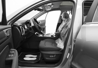 Подержанный автомобиль Kaiyi X3 Pro 2023 года (6 фото)