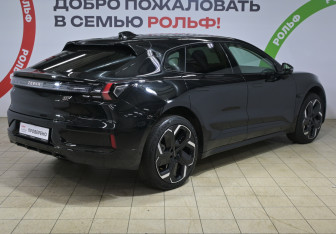 Подержанный автомобиль Zeekr 001 2023 года (4 фото)