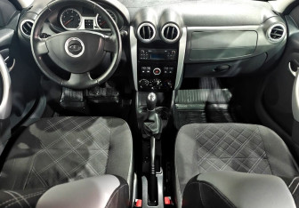 Подержанный автомобиль LADA (ВАЗ) Largus Wagon 2018 года (11 фото)