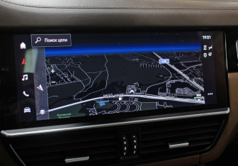 Подержанный автомобиль Porsche Cayenne 2021 года (25 фото)