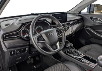 Подержанный автомобиль JAC JS4 2022 года (15 фото)