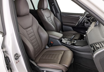Подержанный автомобиль BMW X3 2020 года (24 фото)