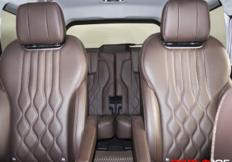 Подержанный автомобиль Exeed VX 2023 года (11 фото)