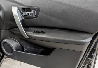 Подержанный автомобиль Nissan Qashqai 2013 года (24 фото)