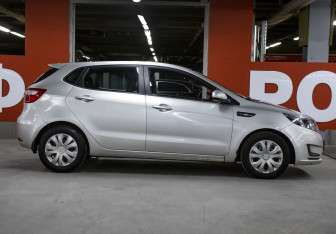 Подержанный автомобиль Kia Rio Hatchback 2014 года (4 фото)