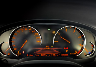 Подержанный автомобиль BMW X3 2021 года (13 фото)