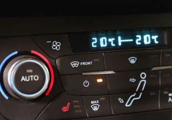 Подержанный автомобиль Ford Focus Wagon 2017 года (10 фото)