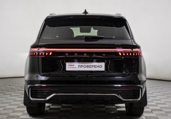 Подержанный автомобиль Geely Monjaro 2025 года (6 фото)