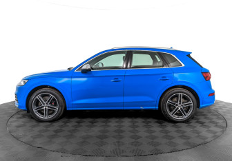 Подержанный автомобиль Audi SQ5 2019 года (8 фото)