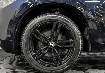 Подержанный автомобиль BMW X6 2018 года (7 фото)