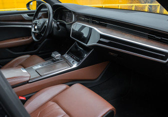 Подержанный автомобиль Audi A6 allroad 2019 года (9 фото)