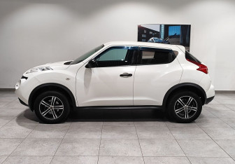 Подержанный автомобиль Nissan Juke 2014 года (8 фото)