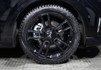 Подержанный автомобиль Voyah Free 2023 года (24 фото)