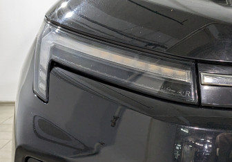 Подержанный автомобиль Москвич 3 2023 года (10 фото)