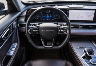 Подержанный автомобиль Chery Tiggo 8 Pro Max 2023 года (10 фото)