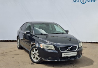 Подержанный автомобиль Volvo S40 2007 года (3 фото)