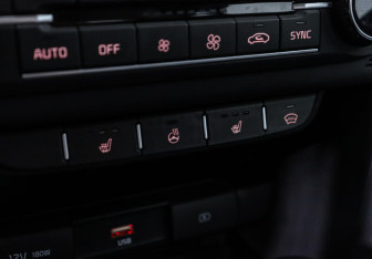 Подержанный автомобиль Kia Ceed Wagon 2021 года (12 фото)