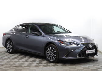 Подержанный автомобиль Lexus ES 2021 года (3 фото)