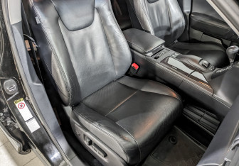 Подержанный автомобиль Lexus RX 2013 года (25 фото)