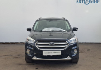 Подержанный автомобиль Ford Kuga 2016 года (2 фото)