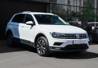 Подержанный автомобиль Volkswagen Tiguan 2019 года (3 фото)