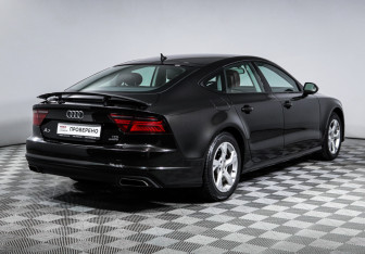 Подержанный автомобиль Audi A7 2015 года (5 фото)