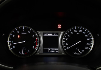 Подержанный автомобиль Suzuki Vitara 2017 года (13 фото)