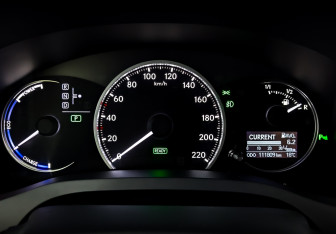 Подержанный автомобиль Lexus CT 2013 года (13 фото)