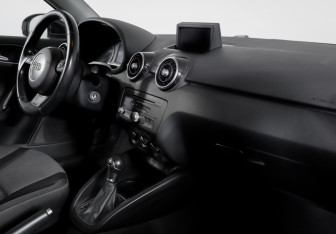Подержанный автомобиль Audi A1 2014 года (9 фото)