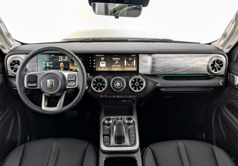 Новый Tank 300 2025 (10 фото)