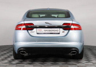 Подержанный автомобиль Jaguar XF Sedan 2012 года (6 фото)