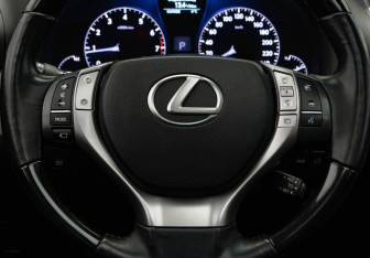 Подержанный автомобиль Lexus RX 2013 года (10 фото)