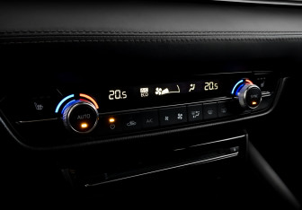 Подержанный автомобиль Mazda 6 Sedan 2020 года (26 фото)