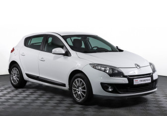 Подержанный автомобиль Renault Megane Hatchback 2012 года (3 фото)