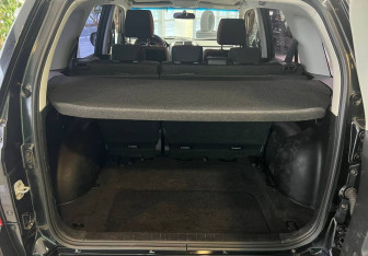 Подержанный автомобиль Suzuki Grand Vitara 2013 года (18 фото)