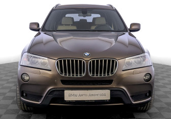 Подержанный автомобиль BMW X3 2013 года (2 фото)