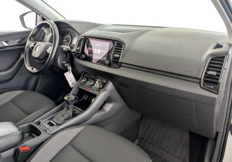 Подержанный автомобиль Skoda Karoq 2020 года (11 фото)