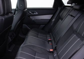 Подержанный автомобиль Land Rover Range Rover Velar 2019 года (11 фото)