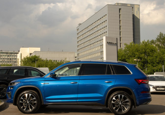 Подержанный автомобиль Skoda Kodiaq 2023 года (6 фото)