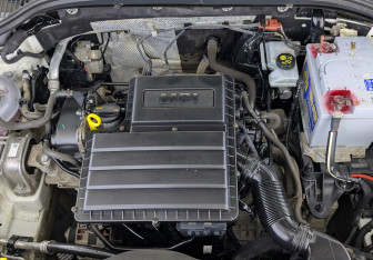 Подержанный автомобиль Skoda Octavia Liftback 2018 года (9 фото)