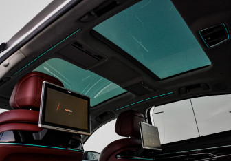 Подержанный автомобиль Audi S8 2020 года (35 фото)