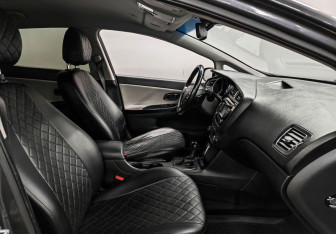 Подержанный автомобиль Kia Ceed Hatchback 2016 года (9 фото)