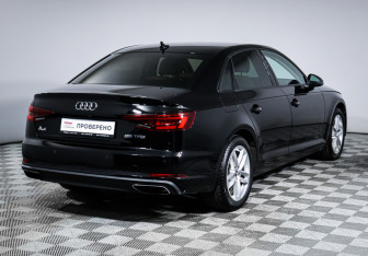 Подержанный автомобиль Audi A4 Sedan 2019 года (5 фото)