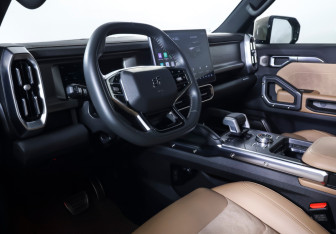 Подержанный автомобиль Jetour T2 2024 года (15 фото)