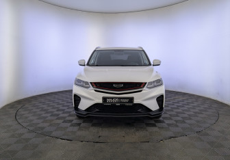 Подержанный автомобиль Geely Coolray 2023 года (2 фото)