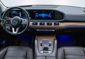 Подержанный автомобиль Mercedes-Benz GLE 2019 года (13 фото)