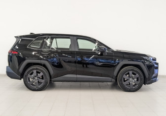 Новый Toyota RAV4 2025 (4 фото)