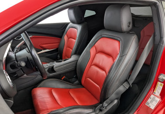 Подержанный автомобиль Chevrolet Camaro Coupe 2019 года (20 фото)