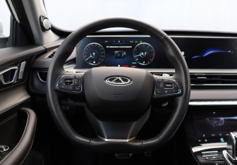 Подержанный автомобиль Chery Tiggo 8 Pro Max 2023 года (15 фото)